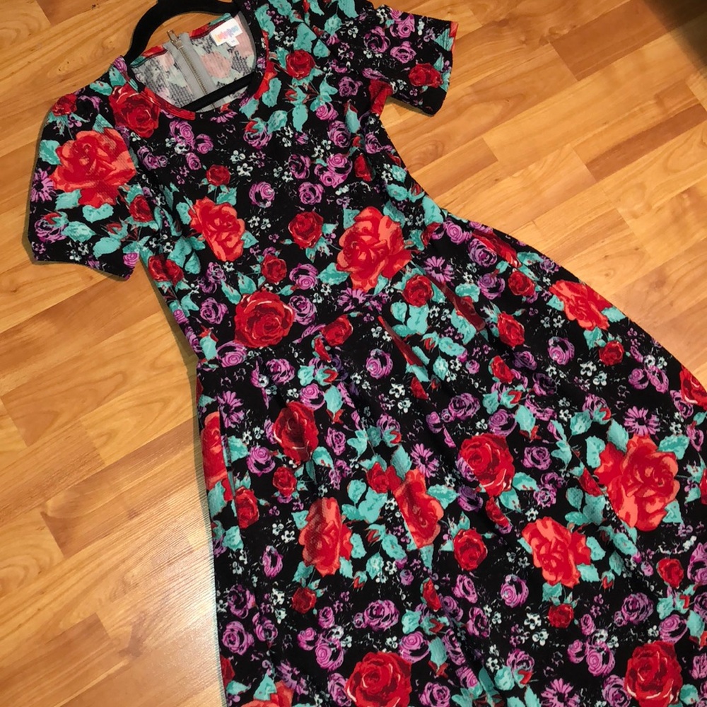 Lularoe Amelia